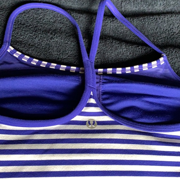 Lululemon top shirt - Picture 3 of 3